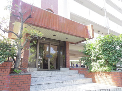 【エントランス】 | グリーンパークみその | 東側エントランス