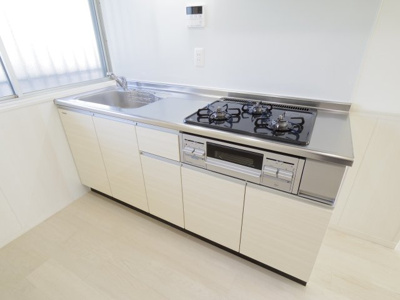 【キッチン】 | グリーンパークみその | コンロ３口・グリル付き