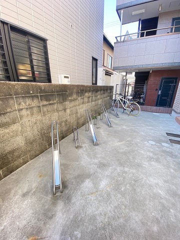 CROUD甲子園里中町の外観