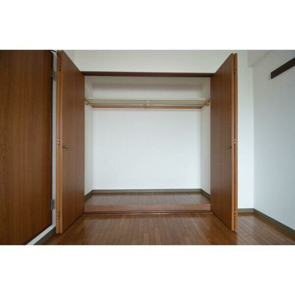 光明池サニーハイツの収納|小物を収納するのに便利です