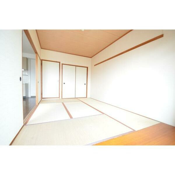 光明池サニーハイツの和室|和室があれば客間としても活用できます