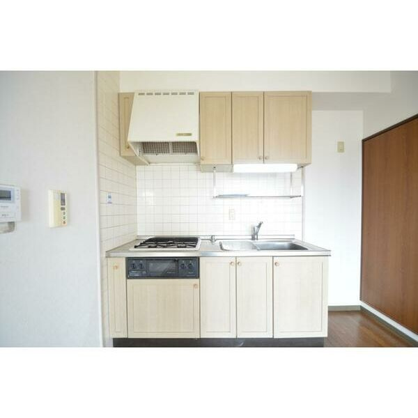 光明池サニーハイツのキッチン|キッチンでお料理をお楽しみください