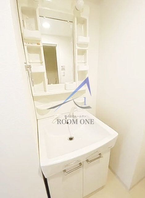 ＧＥＮＯＶＩＡ亀戸ｇｒｅｅｎ　ｗａｌｌの洗面所|洗面台です。