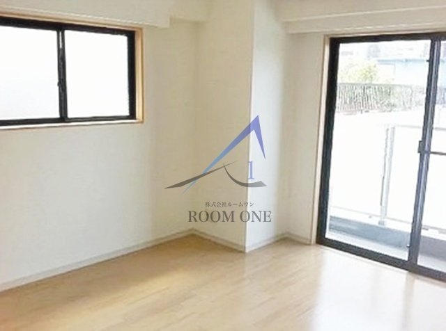 ＧＥＮＯＶＩＡ亀戸ｇｒｅｅｎ　ｗａｌｌの居間・リビング|洋室のお部屋です。