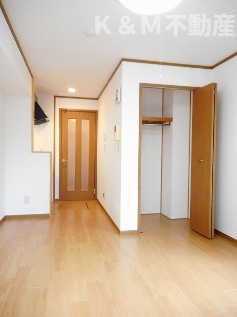 リュエルの居間・リビング|こちらのリビングで趣味の時間をお楽しみください