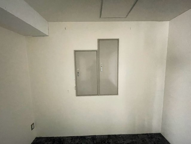 イーストガーデン ポプラ館の居間・リビング