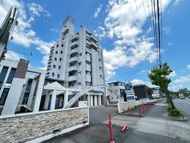 イーストガーデン ポプラ館の外観