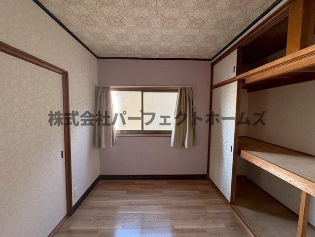 枚方市藤田町戸建　賃貸の居間・リビング|居間です