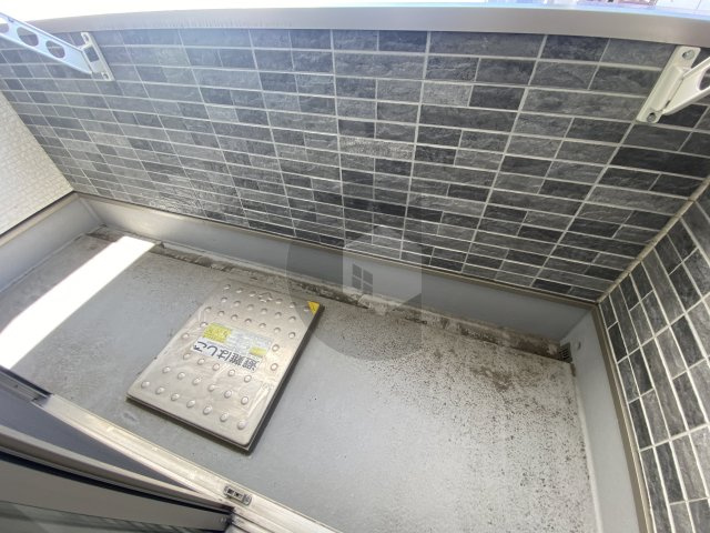 クリエオーレ鴻池徳庵町のバルコニー