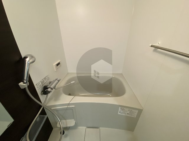 クリエオーレ鴻池徳庵町の浴室