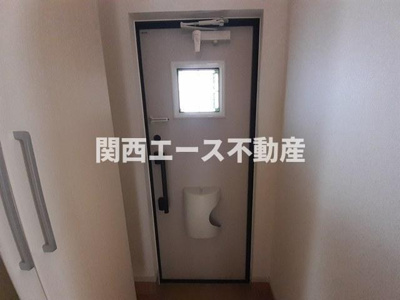 【玄関】 | サニーコート初町
