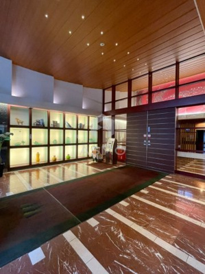 【ロビー】 | ロイヤルパークス桃坂