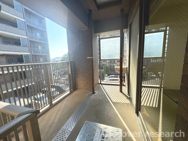 ルネ ファンタグラーレ府中是政のバルコニー