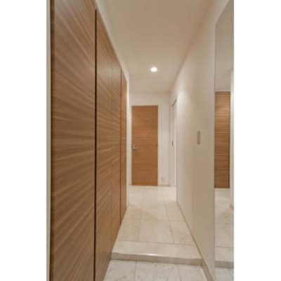 【玄関】 | エル・セレーノ南麻布 | ※写真は同タイプ住戸です。