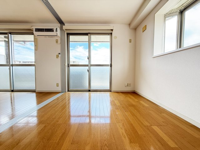 ｖｉｌｌａ ｂｒｉｃｋの洋室