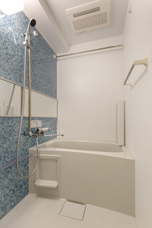 エストゥルース新小岩の浴室