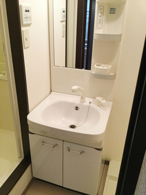 【洗面所】 | モンサント旭町 | コンパクトで使いやすい洗面所