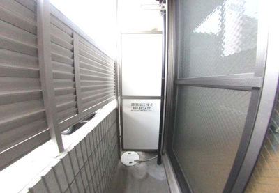 【バルコニー】 | モンサント旭町 | 開放的で明るい空間を演出してくれるバルコニーです