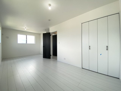 【洋室】 | 八重瀬町東風平Ⅲ（全2棟） | ※同施工会社写真です　