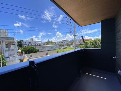 【バルコニー】 | 八重瀬町東風平Ⅲ（全2棟） | ※同施工会社写真です　