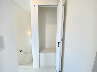 【収納】 | 八重瀬町東風平Ⅲ（全2棟） | ※同施工会社写真です　