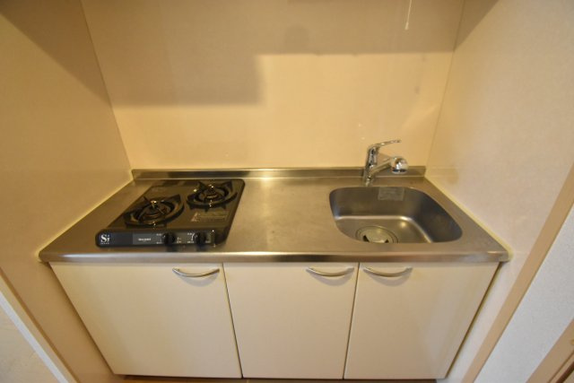 サル ドゥ セジュールのキッチン