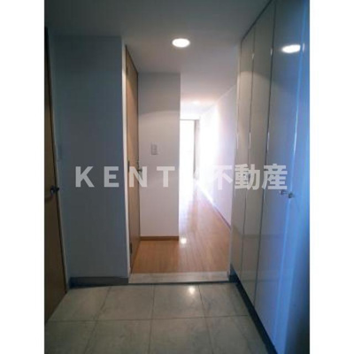 【玄関】 | クラッサ目黒かむろ坂 | ゆったりとした玄関です