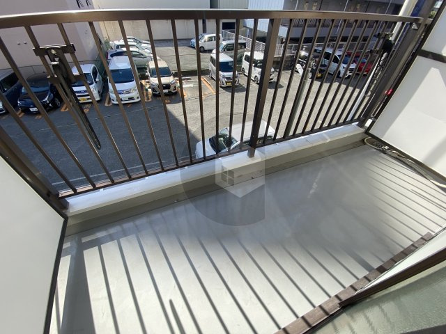 栗山マンションのバルコニー