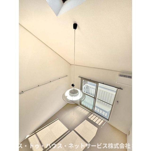 ジュネパレス松戸第524号の居間・リビング