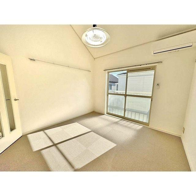 ジュネパレス松戸第524号の居間・リビング