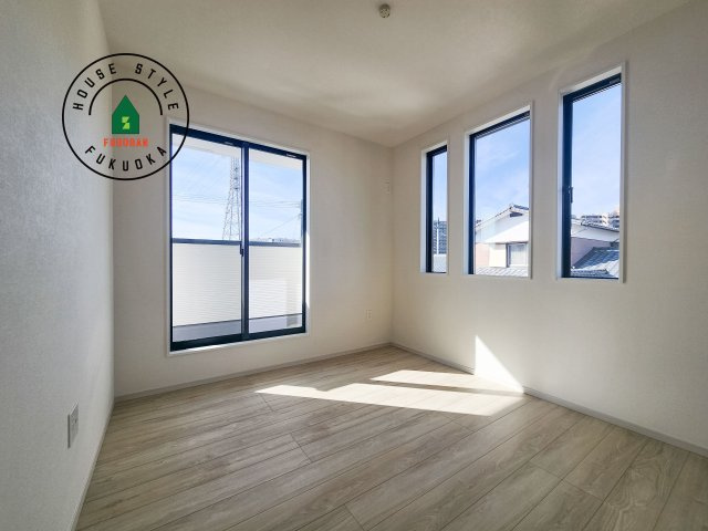 筑紫野市針摺南1丁目第1-1棟(1号棟)の子供部屋|穏やかな光が差し込む室内には、穏やかな時間が流れます。