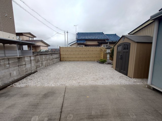 大町平屋の駐車場