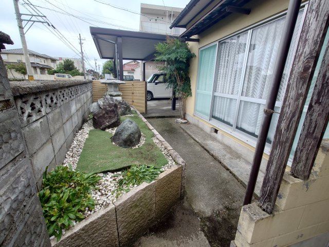 大町平屋の庭