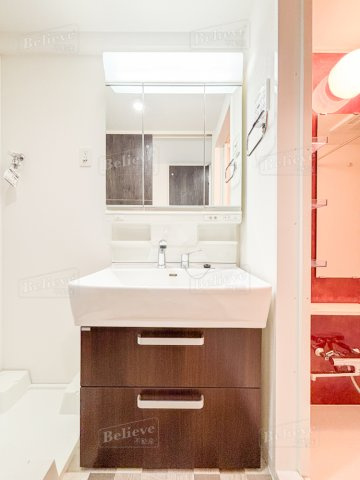 エルグランド久留米の洗面所|綺麗で明るい洗面所です☆