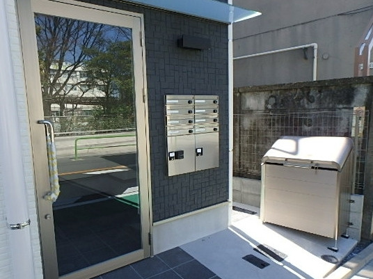 ブランシュール板橋のエントランス