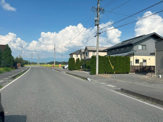 松本市梓川梓の前面道路含む現地写真