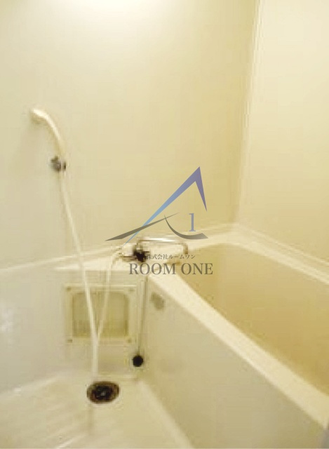 上野ロイヤルハイツの浴室|お風呂です。