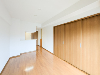 【居間・リビング】 |  カラコレス3 | アレンジ自由自在の広々空間です！