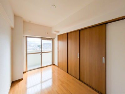 【寝室】 |  カラコレス3 | 寝室です。