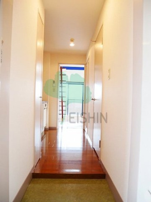 【玄関】 | ピュアエスク比恵 | 下駄箱もしっかりついてます！