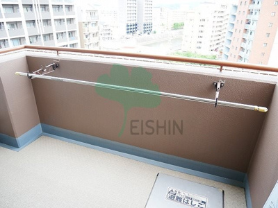 【バルコニー】 | ピュアエスク比恵 | 日当たりの良いバルコニーです！