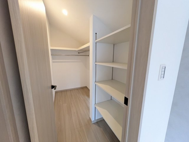 八王子市　楢原町　新築一戸建ての収納|～ウォークインクローゼットでお荷物がスッキリ収まります～