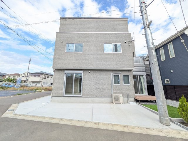 八王子市　楢原町　新築一戸建ての外観|～保育園や幼稚園・小中学校が徒歩10分圏内と、子育てのしやすい住環境の新築一戸建て～