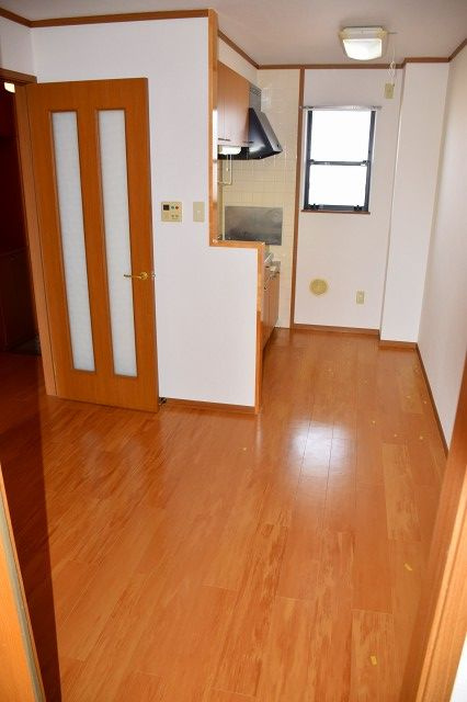 エスポア－ルの居間・リビング