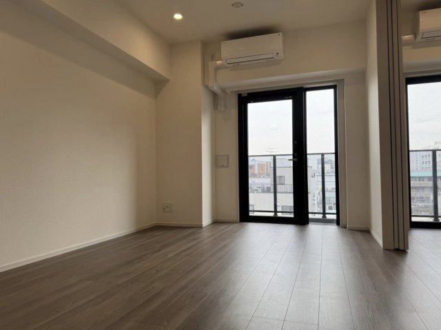 ALTERNA浅草の洋室