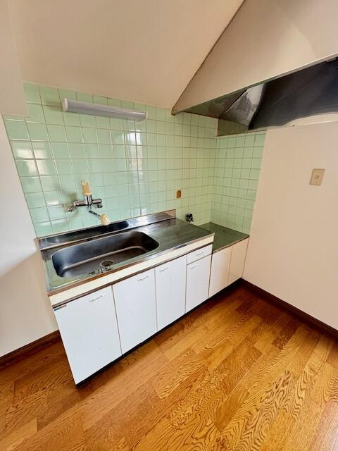 リラ・ピラミゼのキッチン