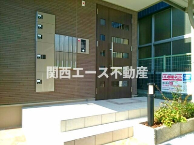 【エントランス】 | ラ・ルーチェ