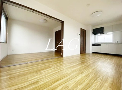 【居間・リビング】 | シャルマン西尾久 | 洋室のお部屋です。