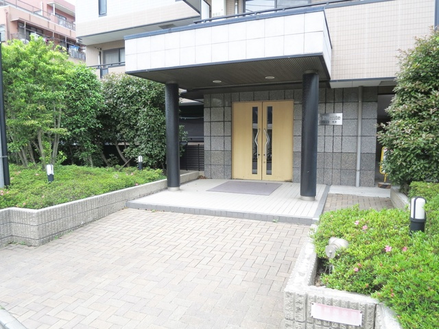 アルト・プエンテ平井のエントランス|入口部分です。