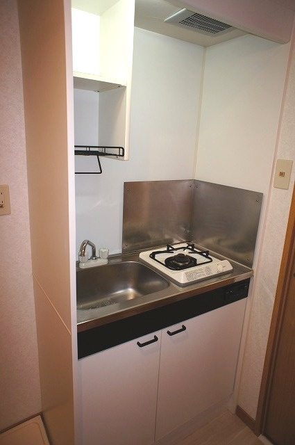 新品家具付きマンション平尾16(KaGood福岡)のキッチン